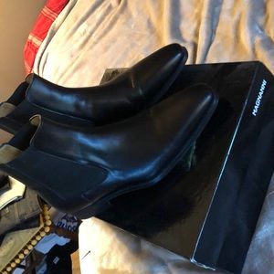 Chelsea boots